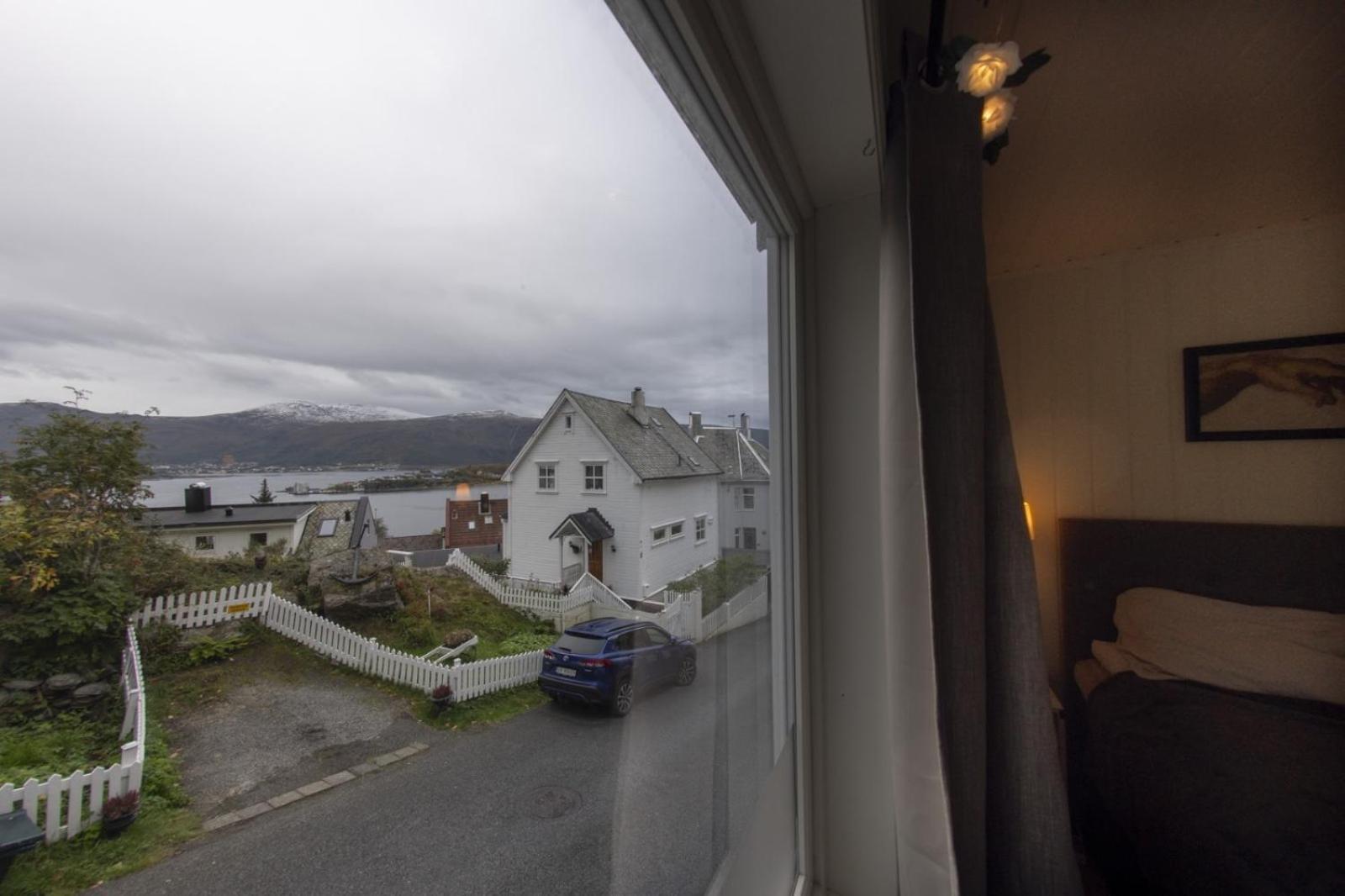 Koselig Leilighet I Sentrum Ålesund Buitenkant foto